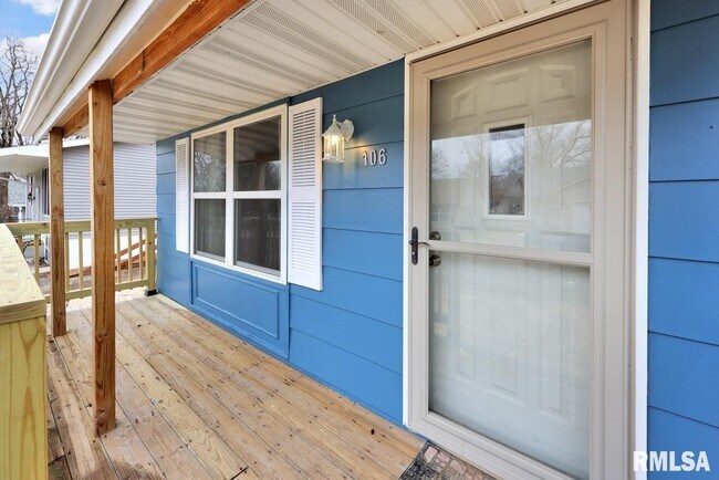 Building Photo - 106 Maple Ln