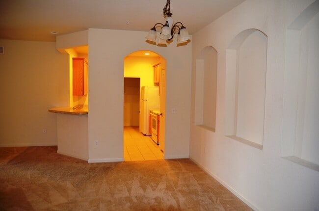 Foto del edificio - 3301 Whitestone Cir