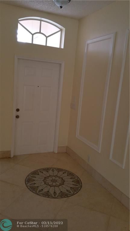 Foto del edificio - 6908 NW 32nd St