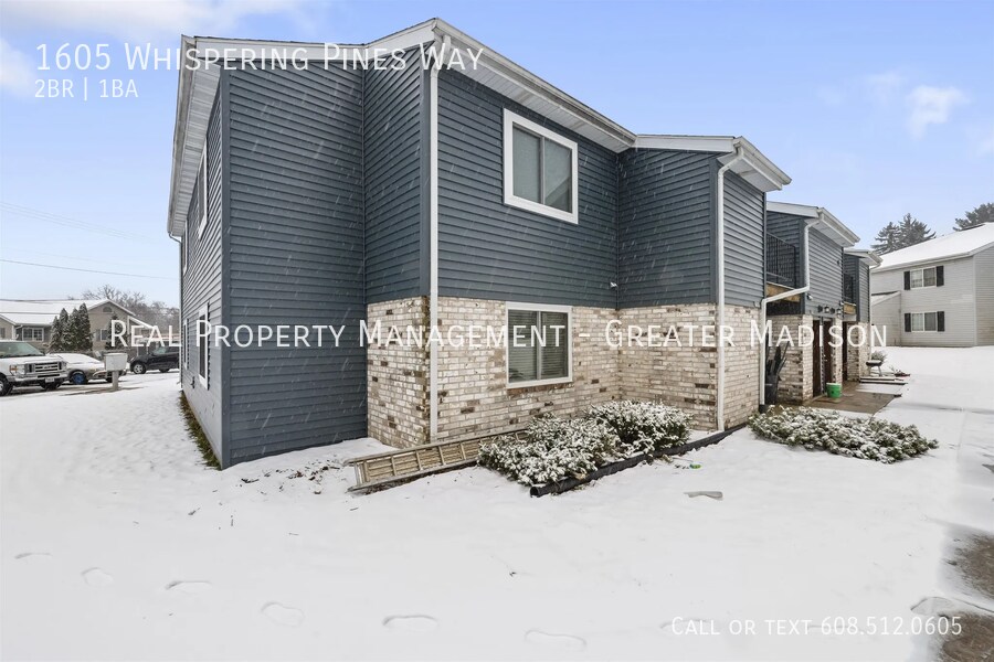 Foto principal - Great 2 Bedroom Condo rental with a pool!