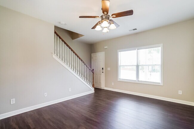Foto del edificio - 4979 Morning Dove Ln