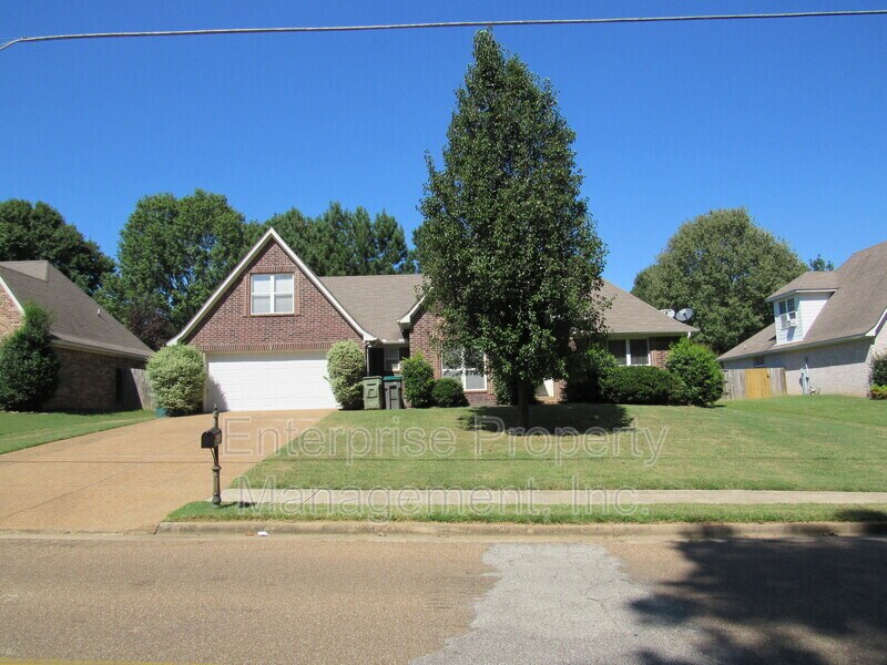 Foto principal - 9480 Grove Rd