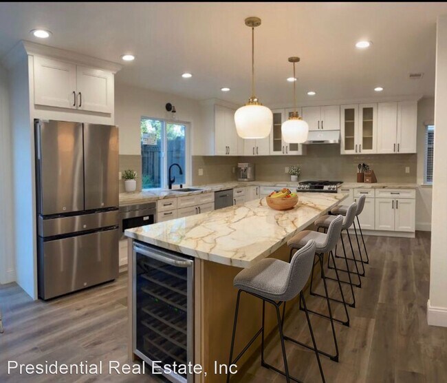 Building Photo - 4 br, 3 bath House - 1312 Poe Ln