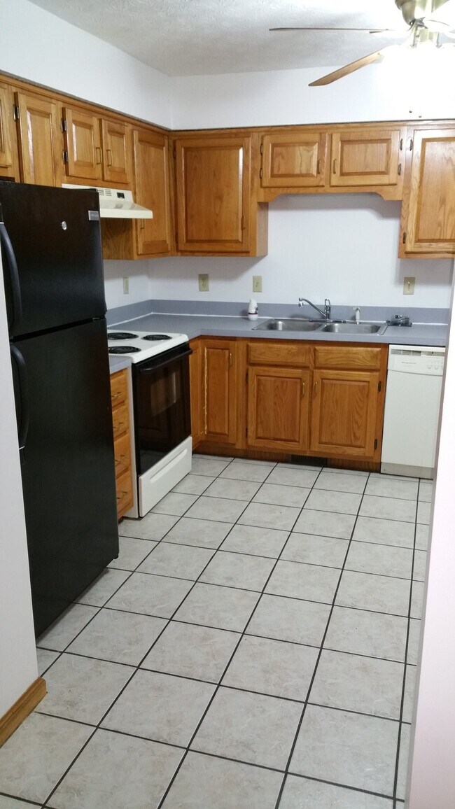 Foto del edificio - 2620 W Main St