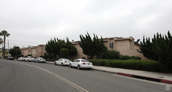 Building Photo - Adelphi Apartments