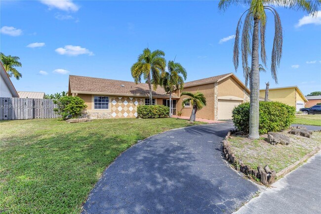 Foto del edificio - 8551 NW 53rd Ct