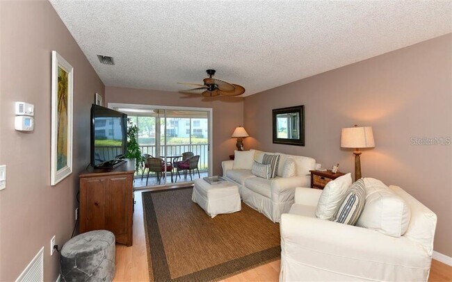 Building Photo - 909 Sandpiper Cir