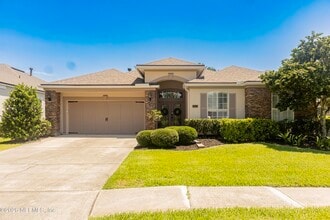 Building Photo - 904 Gallier Pl