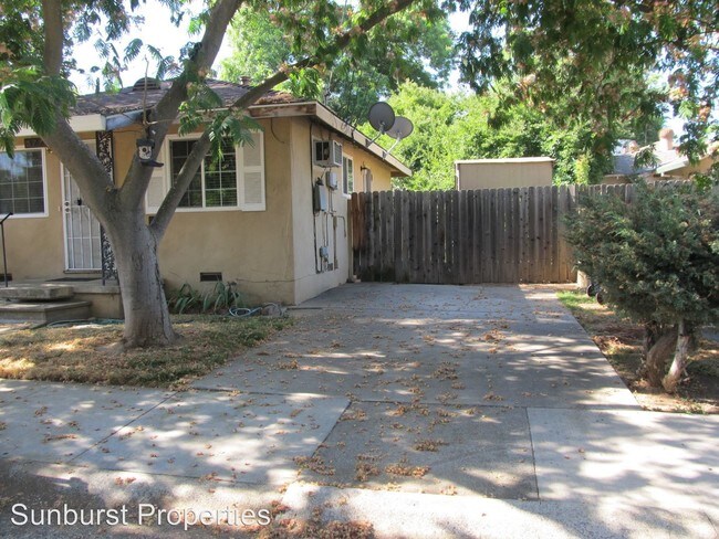 Building Photo - 5770 2nd Ave