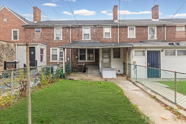 Foto del edificio - 1215 S Octagon Rd