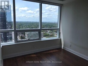 Building Photo - 5 Sheppard Ave E