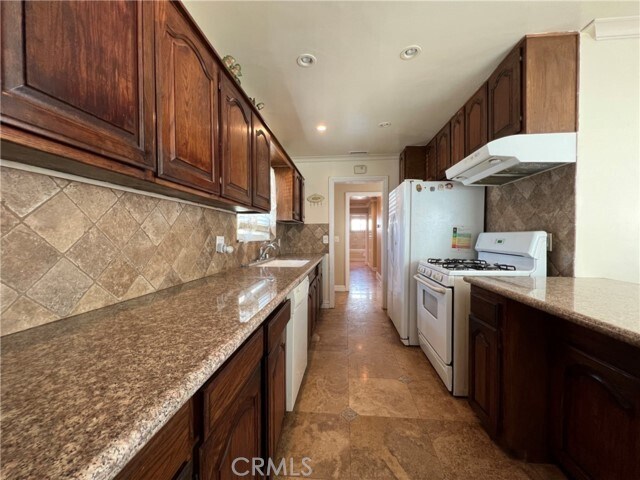 Building Photo - 12811 Aspenwood Ln