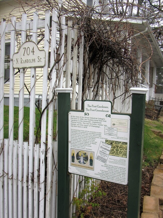 historic signage - 704 N Randolph St