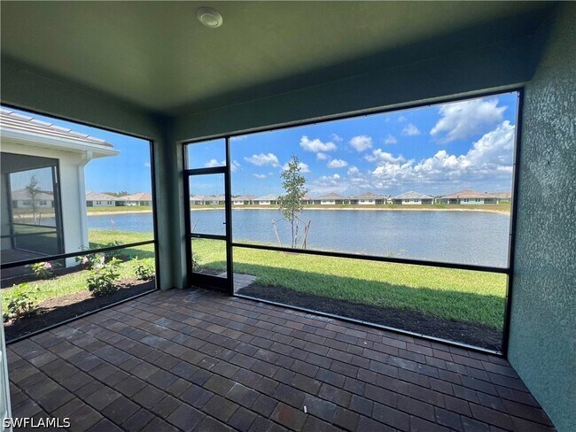 Foto del edificio - 842 Enbrook Lp