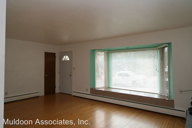 Building Photo - 2 br, 1.5 bath House - 2414 W Uintah St