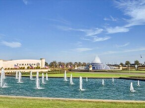 Building Photo - 3618 Marino Mile Dr