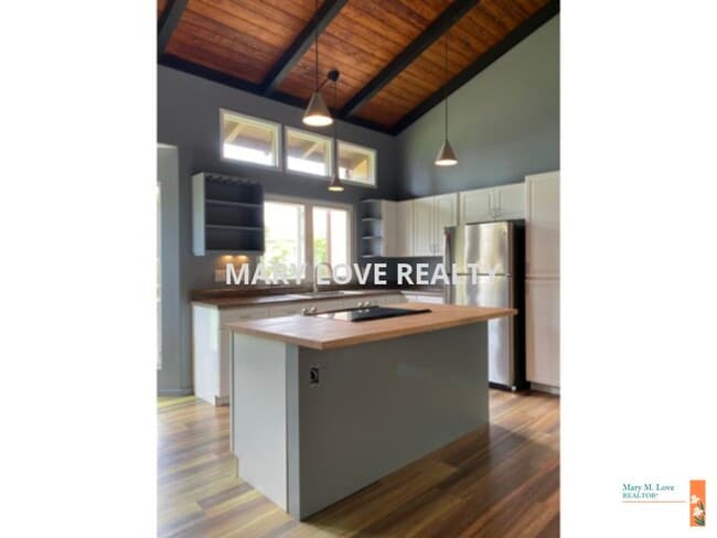 Building Photo - Unlfurnished 2 plus Bedroom 2 1/2 Bath Hom...