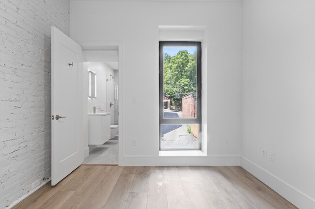 Foto del edificio - 1578 Beacon St