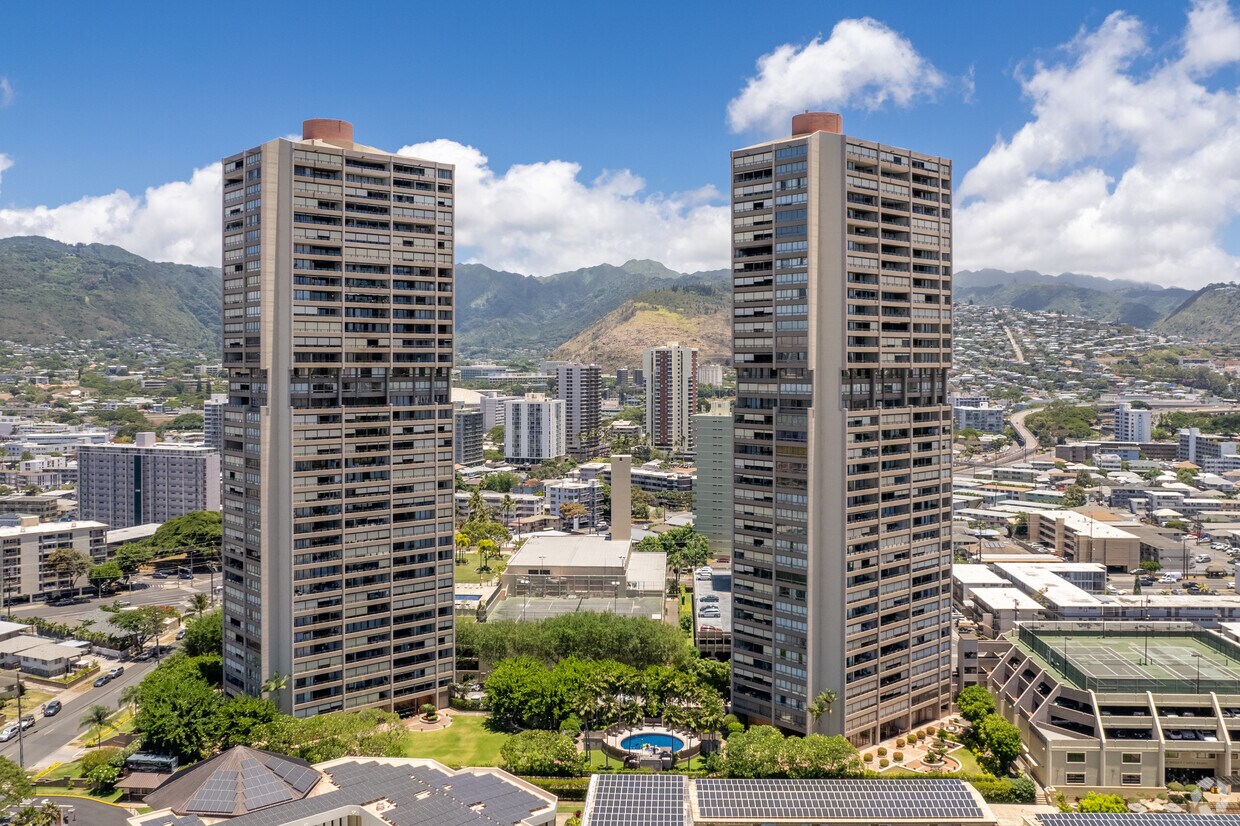 Royal Iolani Apartments in Honolulu, HI