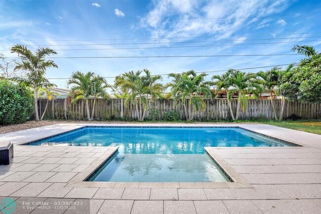 Foto del edificio - 5320 SW 8th St