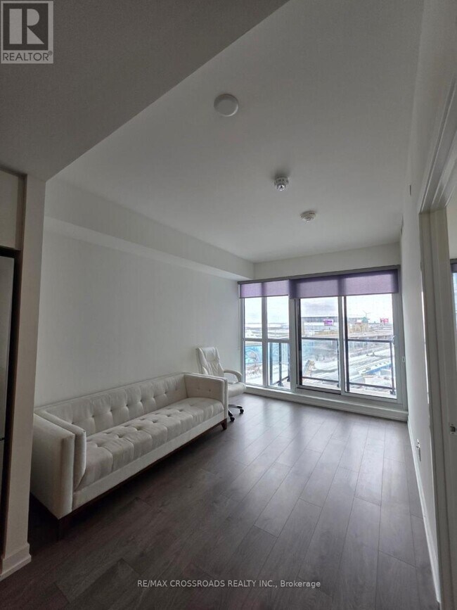 Photo du bâtiment - 49 E Liberty St