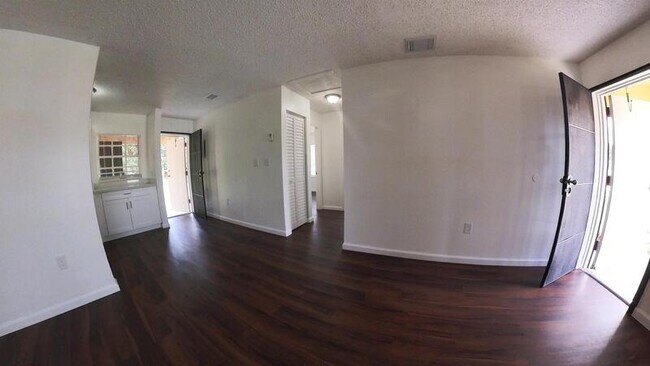 Foto del edificio - 10624 SW 182nd St
