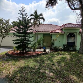 Foto principal - 5865 NW 41st Way
