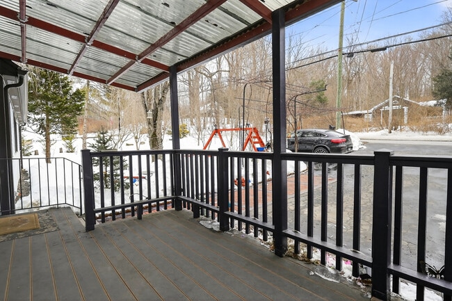 Building Photo - 615 Monroe Turnpike