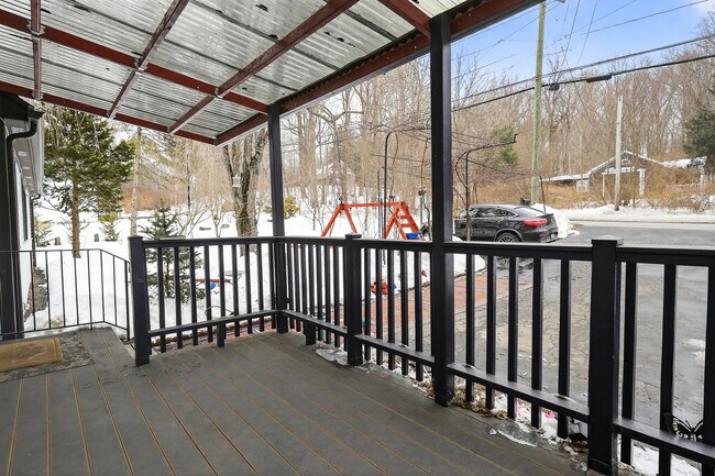 Foto del edificio - 615 Monroe Turnpike