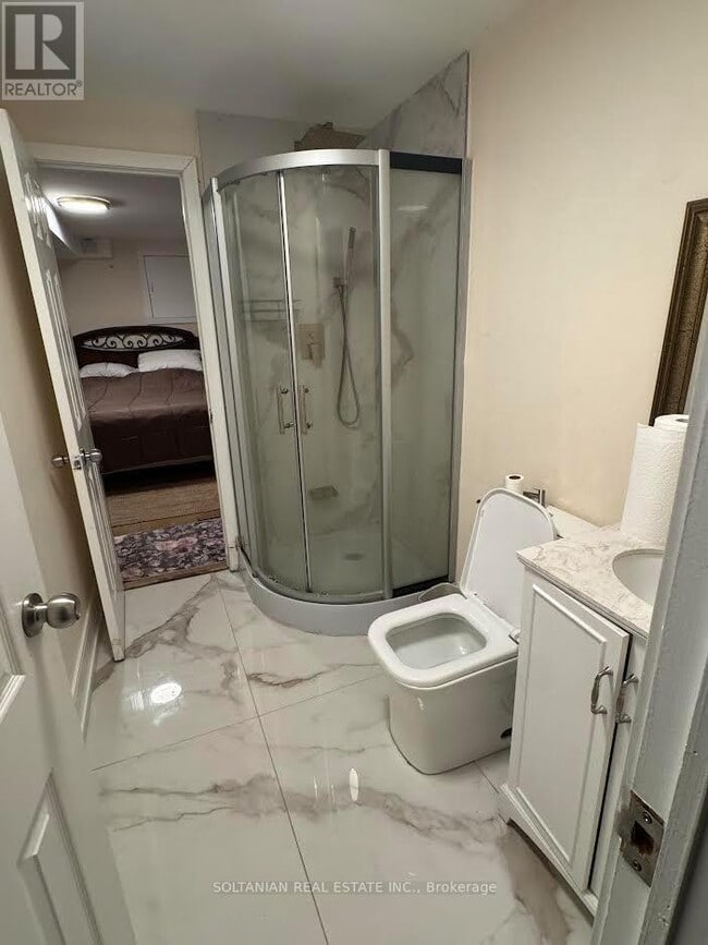 Building Photo - 337 Bristol Rd