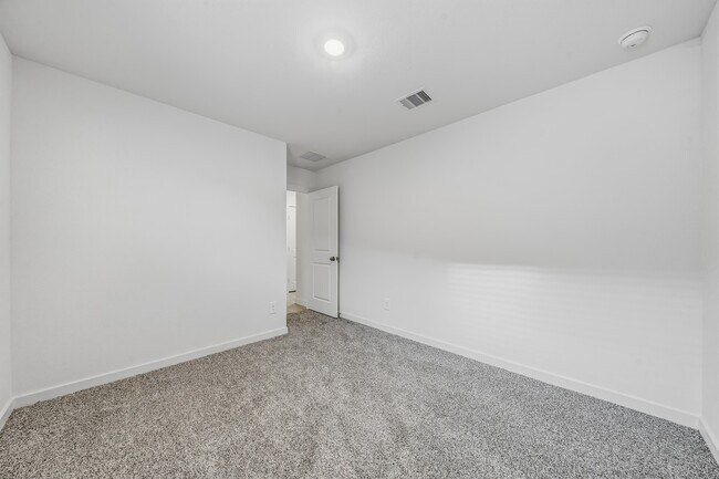 Foto del edificio - 3919 Langridge Dr