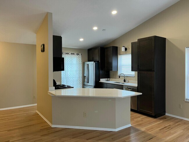 Foto del edificio - 3412 Westerville Woods Dr