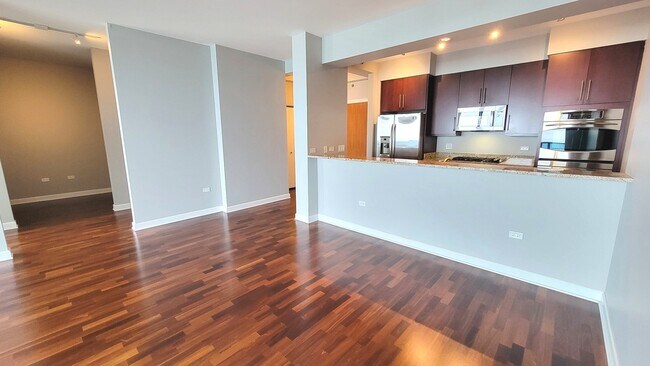 Foto del edificio - 1211 S Prairie Ave
