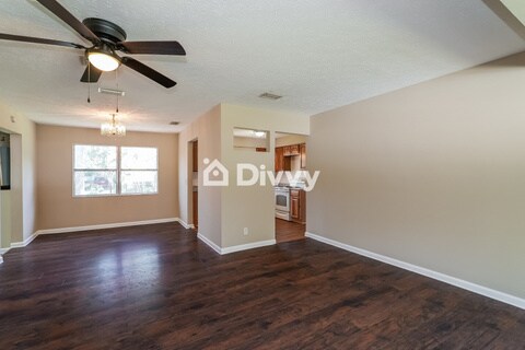 Building Photo - 2510 Fairview Ave