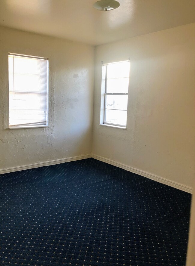 Foto del edificio - 4115 S Monroe St