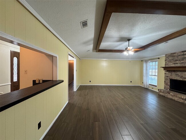 Foto del edificio - 5435 Mossy Timbers Dr