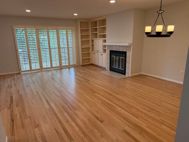Building Photo - 2224 Wood Ibis Way
