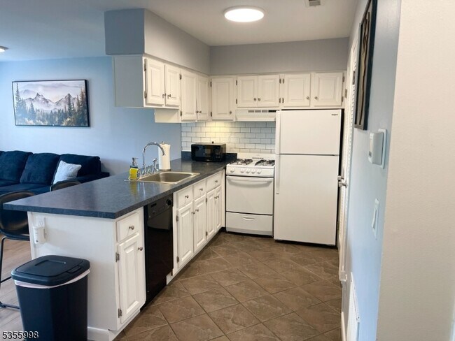 Foto del edificio - 1 Deer Valley Ln