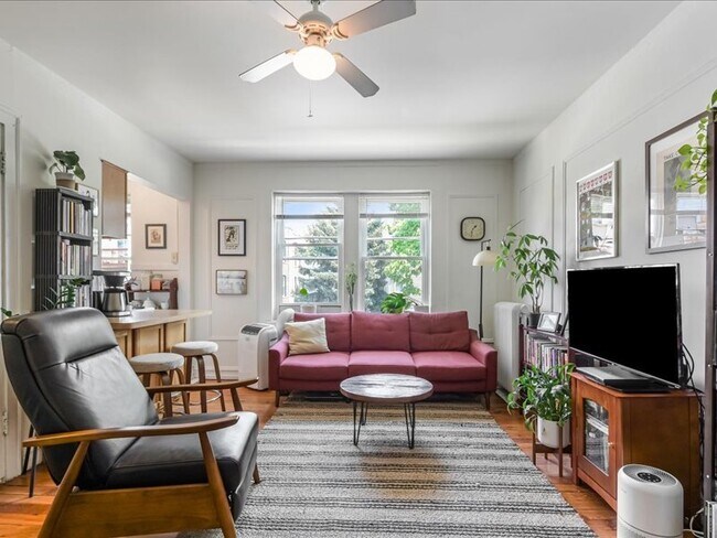 Foto del edificio - 4531 N Ashland Ave