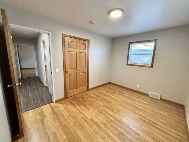 Foto del edificio - Town's Edge Apartments