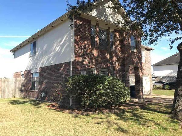 Building Photo - 518 Foxglove Dr