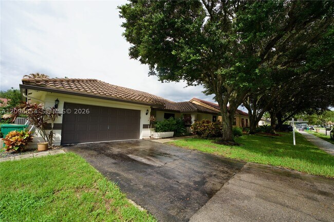 Building Photo - 9135 Southern Orchard Rd S
