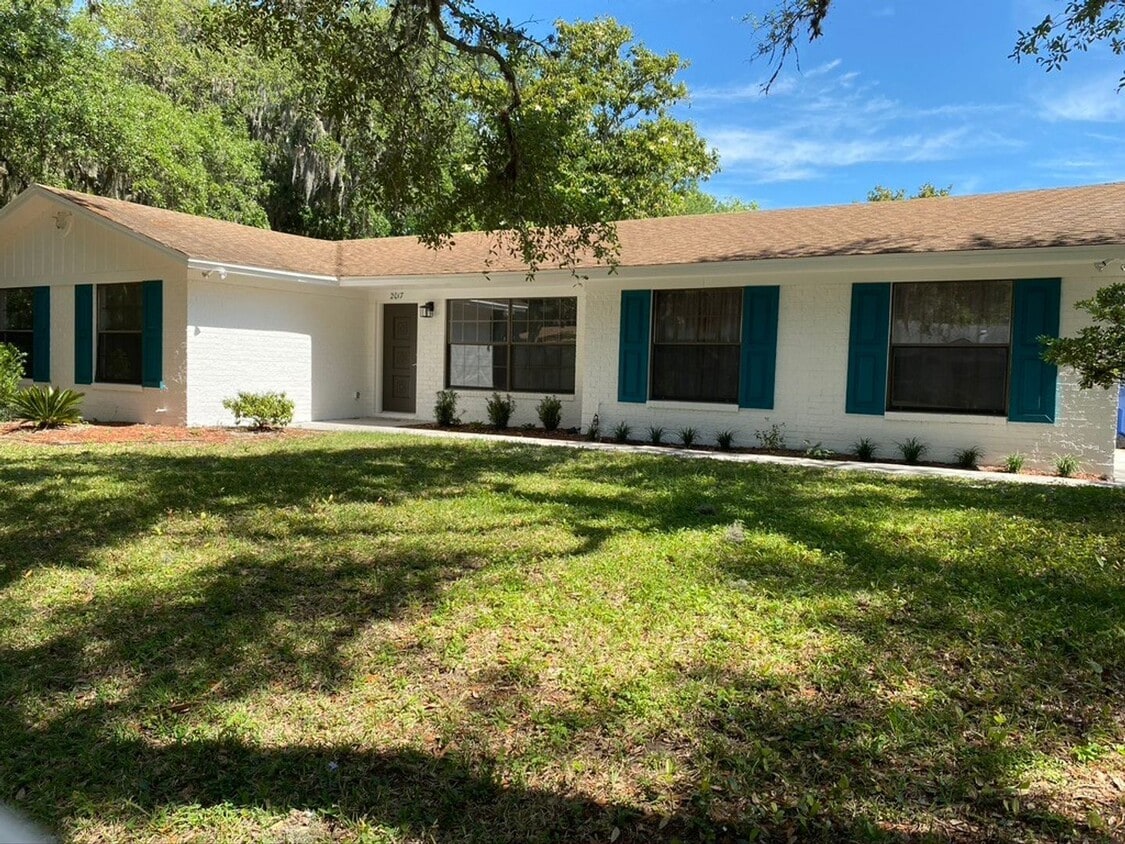 Primary Photo - Amelia Island Cottage