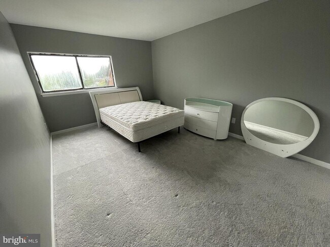 Building Photo - 3949 El Soneta Pl