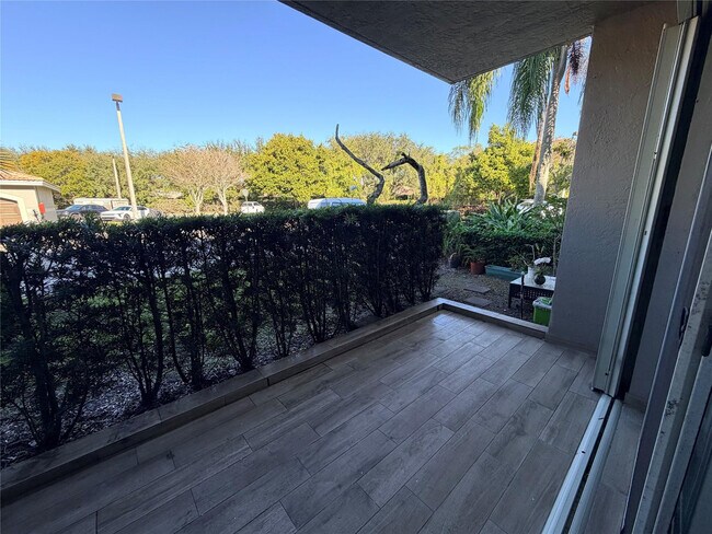 Foto del edificio - 5025 Wiles Rd