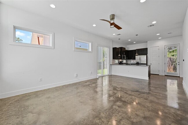 Foto del edificio - 2512 Wheless Ln
