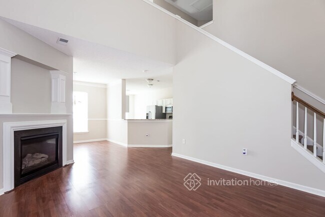 Building Photo - 6916 Chieftain Dr