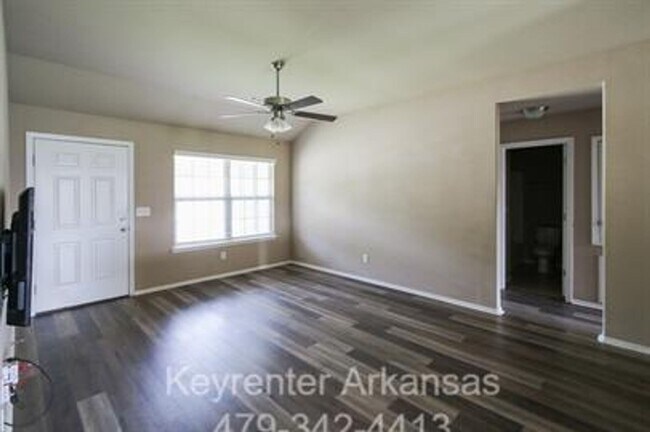 Foto del edificio - Beautiful East Fayetteville 3 bedroom/2 bath home!