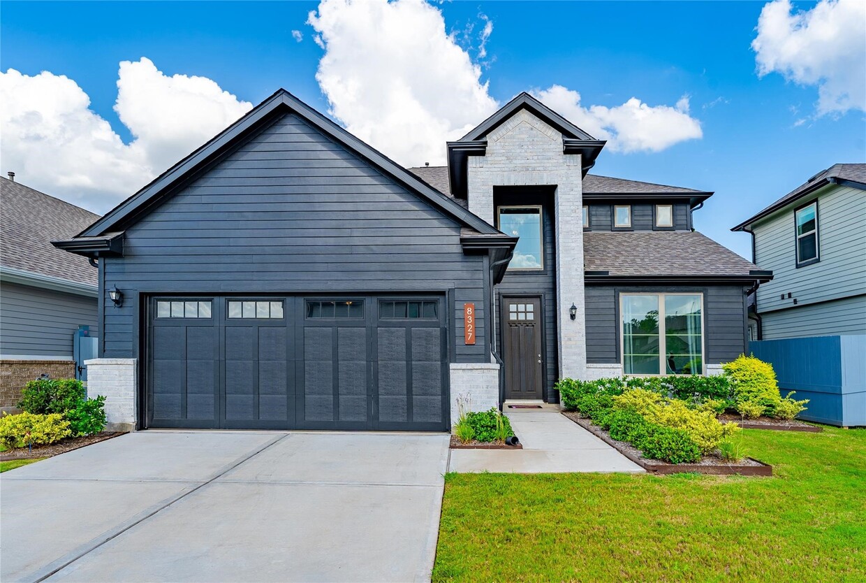 Foto principal - 8327 Threadfin Wy