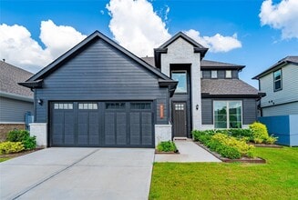 Building Photo - 8327 Threadfin Wy